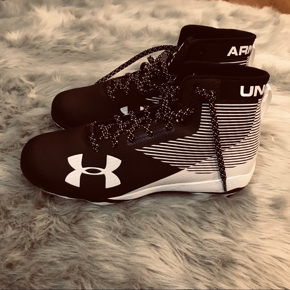 Hammer Mid Rm Football Cleat